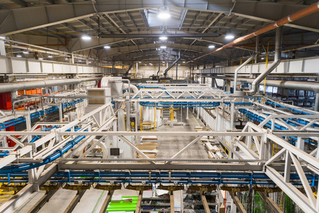 金屬結構制造 工業視覺下的精密藝術